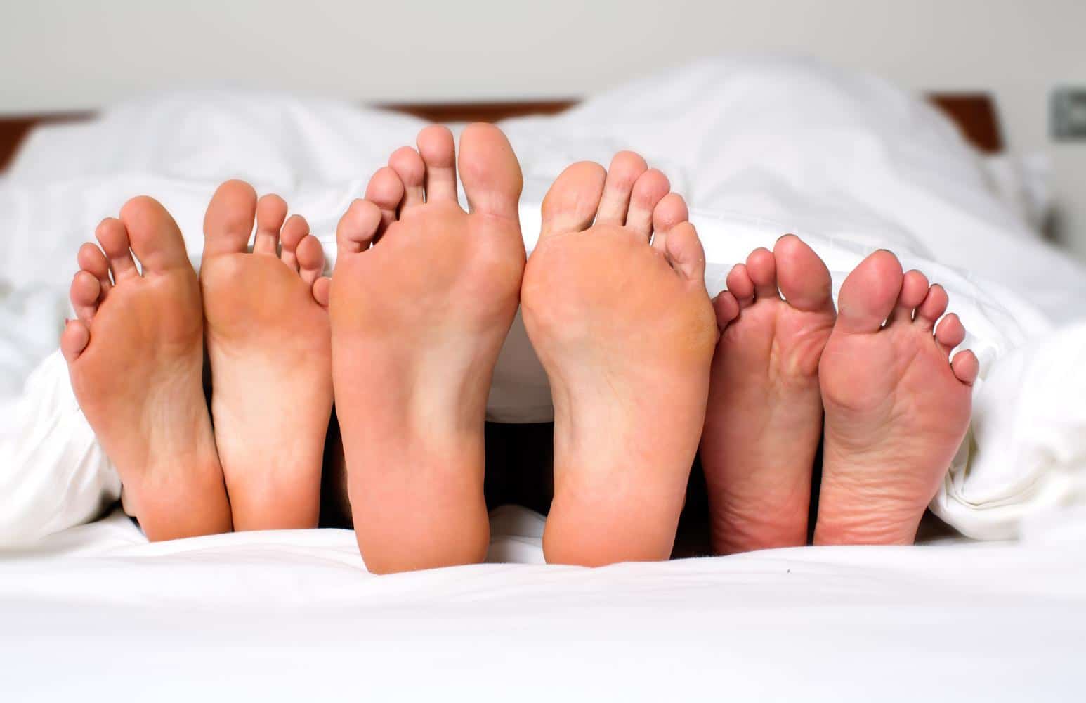 threesome sex
